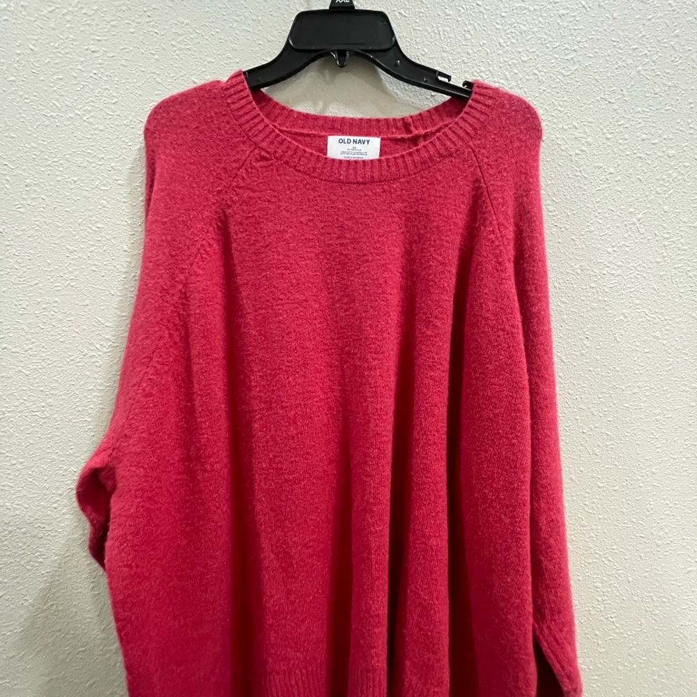 Old Navy Women's Bold Red Crew Neck Sweater